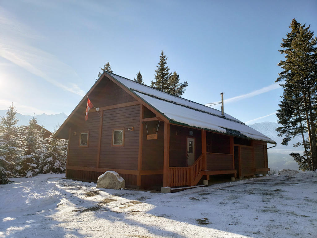 Our Chalets Cedar House Chalets & Restaurant