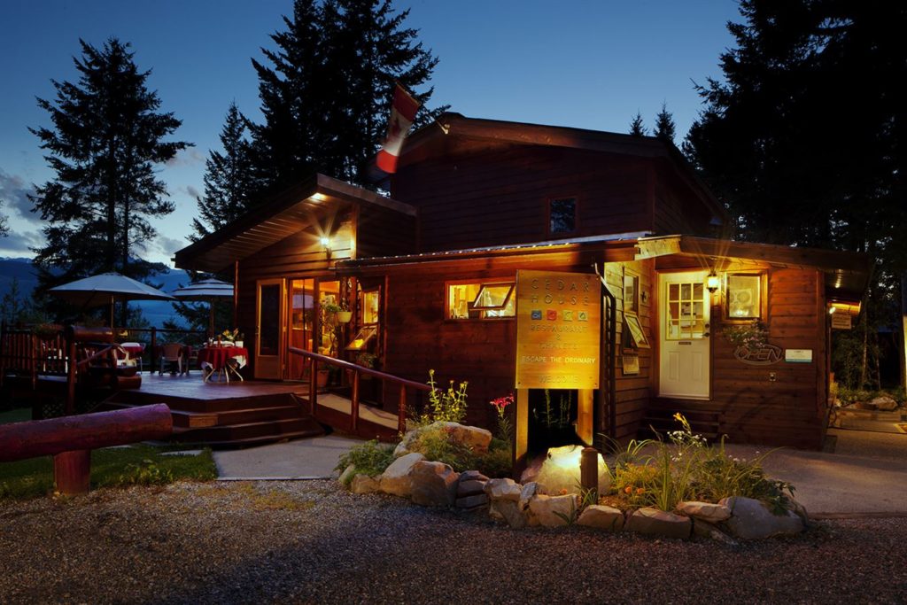 About Us Cedar House Chalets & Restaurant